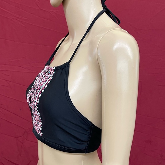 Catalina embroidered keyhole bikini top size Medium 7/9 - Picture 3 of 4